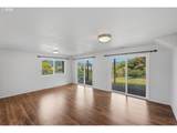 451 Simpson Ave - Photo 38
