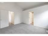 1667 Wendy St - Photo 15