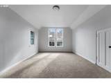 2406 Yamhill St - Photo 17
