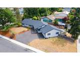1080 Hope Ave - Photo 2