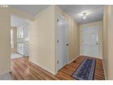 401 Cascade Dr - Photo 3