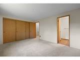 13216 Salmon Creek Ave - Photo 18