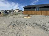1746 9TH Pl - Photo 2