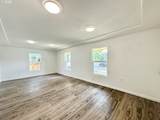 13545 Division St - Photo 7