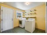 8067 Pokorny Rd - Photo 18