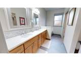 1074 Hamilton St - Photo 18