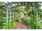 5540 Palisades Dr - Photo 26