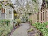 518 Willamette Ct - Photo 2