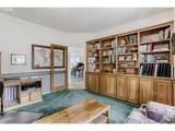 2357 Linneman Dr - Photo 19