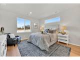 1010 52ND St - Photo 8