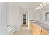 1572 Marten Ave - Photo 26