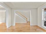1572 Marten Ave - Photo 9