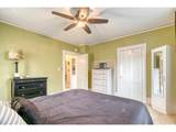 114 7TH St - Photo 29