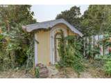 114 7TH St - Photo 36