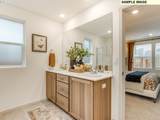 242 28TH St - Photo 23