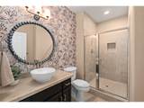 1033 Eloise Ln - Photo 19