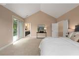 1033 Eloise Ln - Photo 22