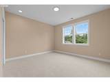 1033 Eloise Ln - Photo 30