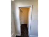 584 Baxter St - Photo 14