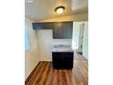 584 Baxter St - Photo 19
