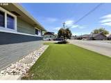 1614 5th St - Photo 2