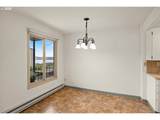 5565 Evergreen Blvd - Photo 18