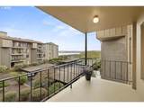 5565 Evergreen Blvd - Photo 19