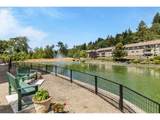 5565 Evergreen Blvd - Photo 46
