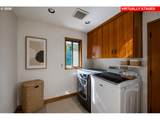 2445 Montgomery Dr - Photo 16