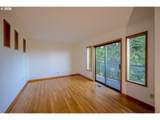 2445 Montgomery Dr - Photo 21