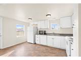 709 16TH St - Photo 4