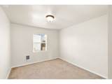 709 16TH St - Photo 7
