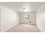 709 16TH St - Photo 9