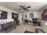 1062 Southridge Way - Photo 25