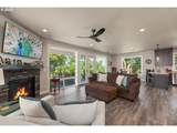 1062 Southridge Way - Photo 7