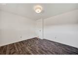 1260 Jackson Ave - Photo 38