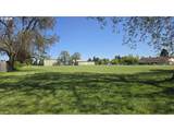 1047 Baxter St - Photo 36