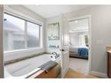752 T St - Photo 15