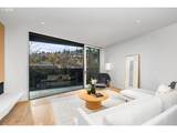 2795 Thurman St - Photo 9
