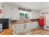 131 Bender St - Photo 14