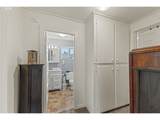 131 Bender St - Photo 20