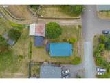 131 Bender St - Photo 6