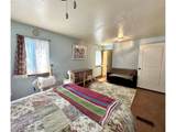 925 East St - Photo 21