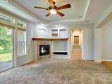 693 Fairwood Cres - Photo 14