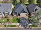 693 Fairwood Cres - Photo 36