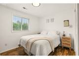 22630 Worthington Rd - Photo 21