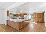 156 Williams Ave - Photo 3