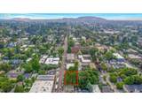 2880 Stark St - Photo 23