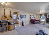 2403 15TH Ave - Photo 9