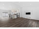 912 Lane Ave - Photo 14